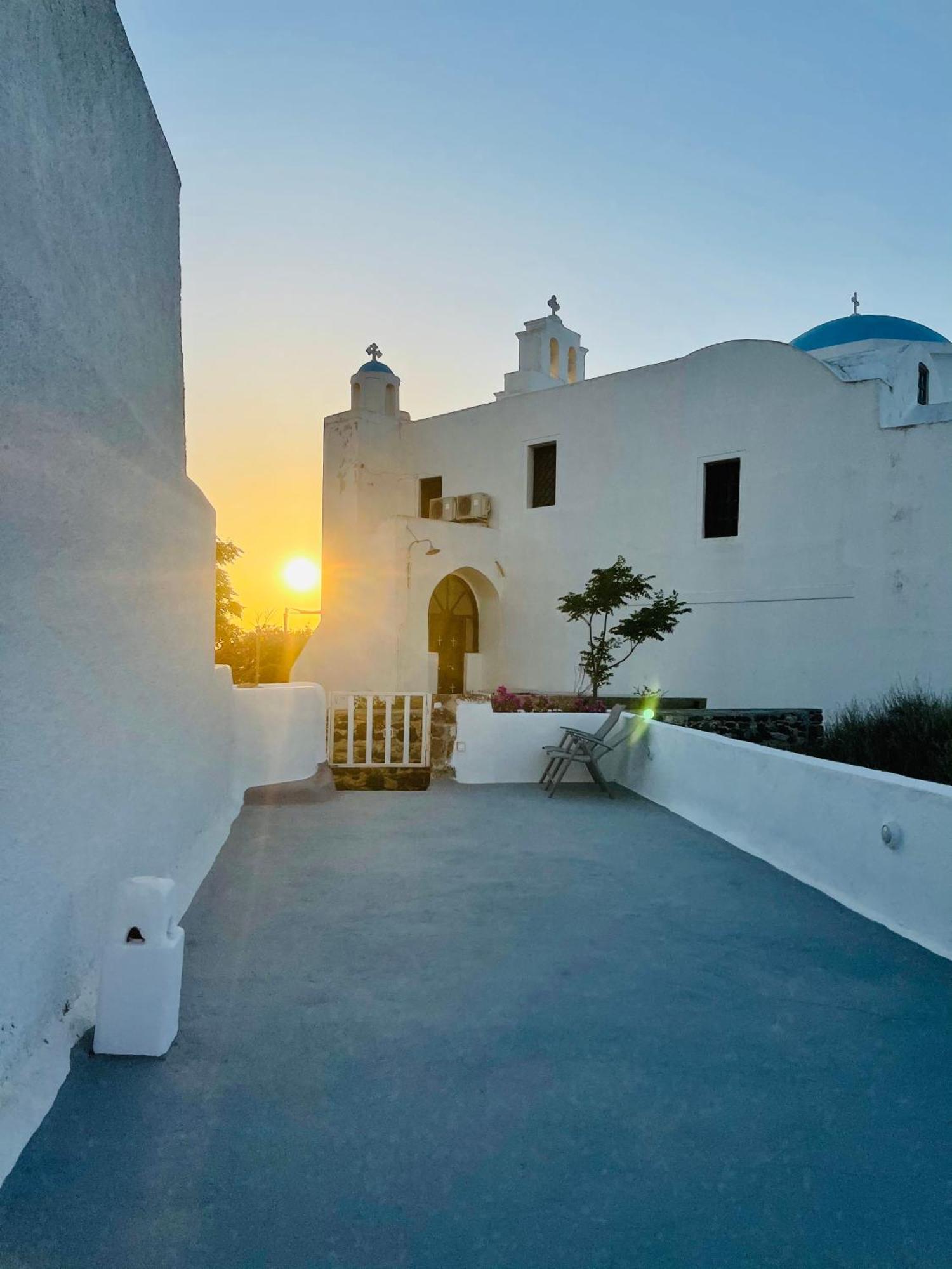 Villa Kastelli88 Santorini Pyrgos 외부 사진
